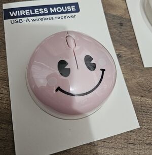 Smiles Wireless Mouse
